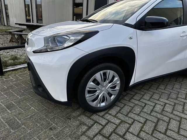 Toyota Aygo X 1.0 VVT-i S-CVT Play 2023 Benzine 21