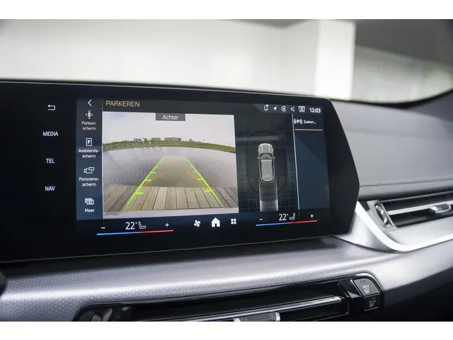 BMW X1 18i sDrive Aut. 2024 Benzine 32