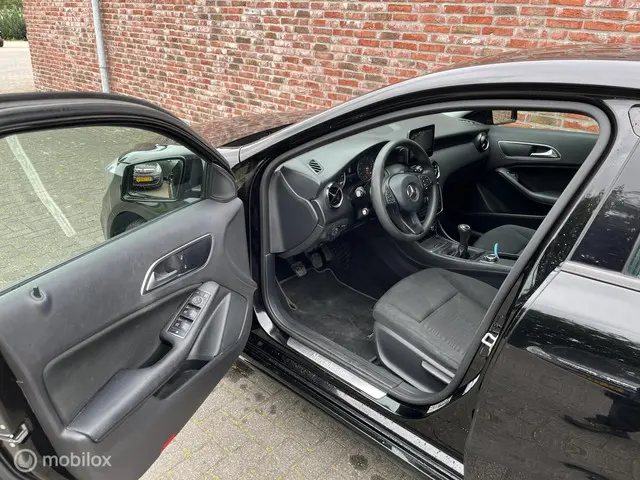 Mercedes-Benz A-Klasse 160 Ambition 2017 Benzine 9