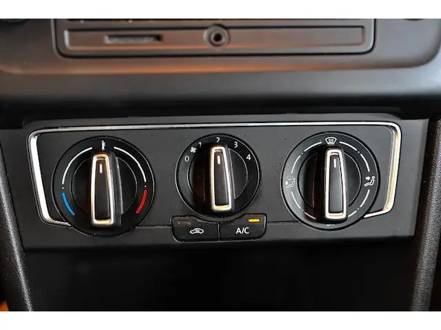 Volkswagen Polo 1.0 Comfortline 2014 Benzine 10