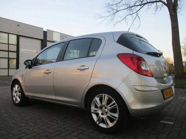 Opel Corsa 1.2 EcoFlex Active 2013 Benzine 3