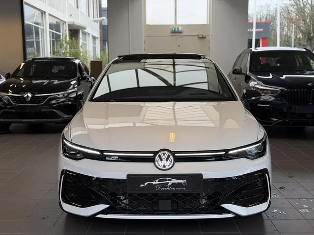 Volkswagen Golf 1.5 R Line 2025 Hybride Benzine 4