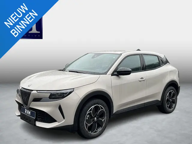 Alfa Romeo Junior Elettrica 54 kWh 2025 Elektrisch