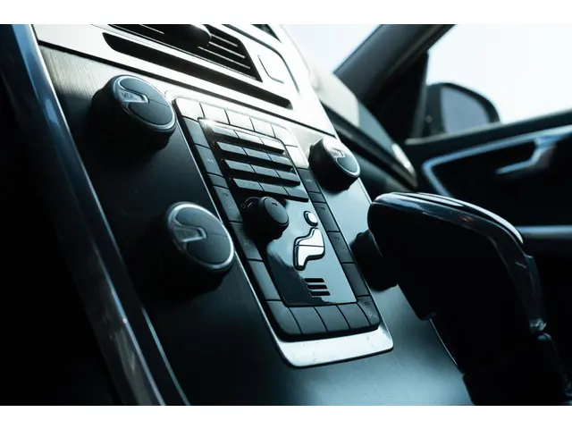 Volvo V60 T3 150 pk Momentum Automaat 2014 Benzine 13