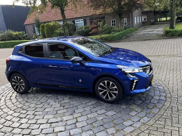 Mitsubishi Colt 1.0T Intense 2024 Benzine 36