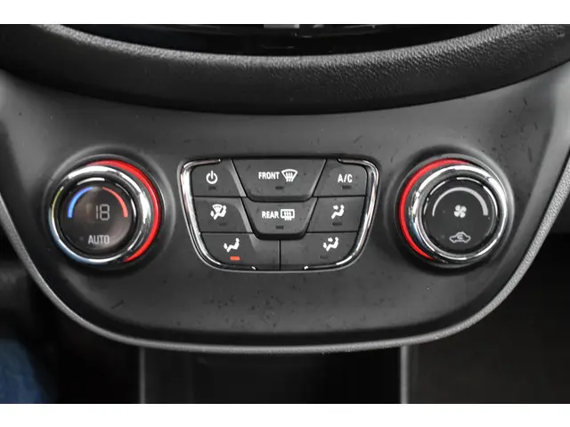 Opel KARL 1.0 ecoFLEX Innovation 2016 Benzine 8