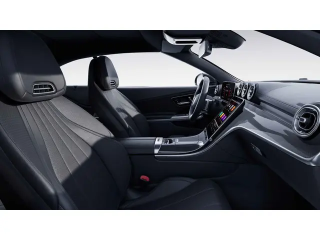 Mercedes-Benz CLE Cabriolet 200 AMG Line 2025 Benzine 5