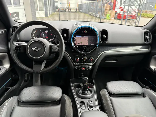 MINI Countryman 2