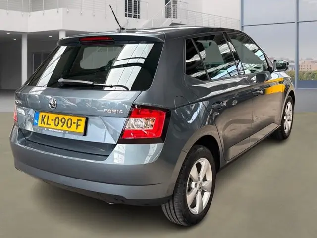 Škoda Fabia 1.2 TSI JOY 30.300 km + NAP NL-auto 2016 Benzine 3