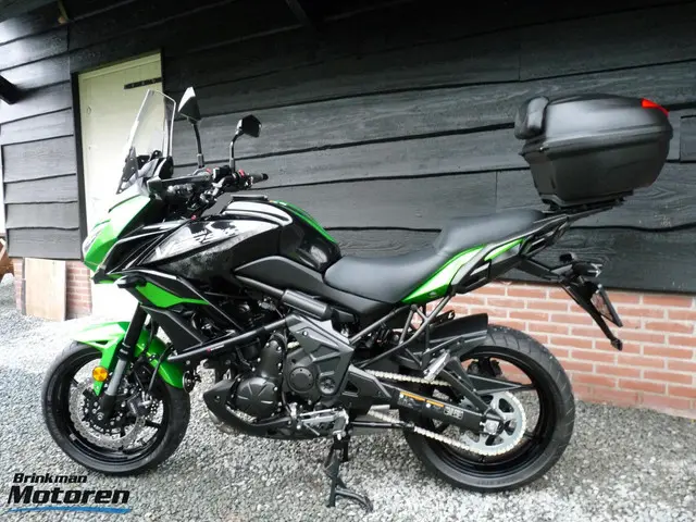 Kawasaki Versys 650 ABS 2022 Benzine 9