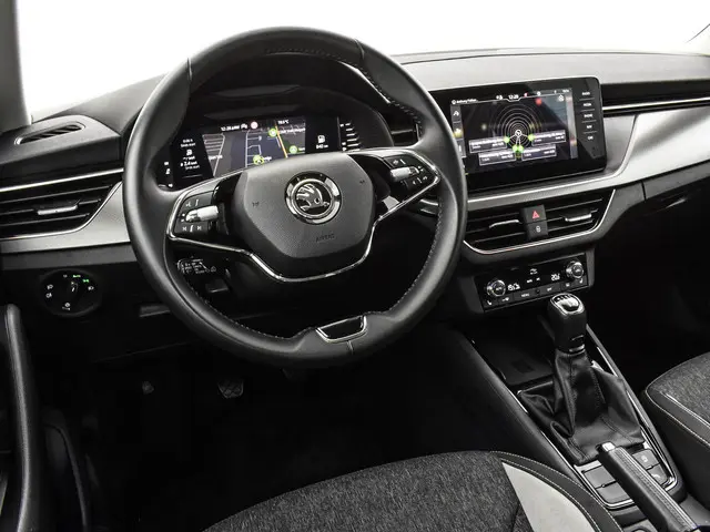 Škoda Scala 1.0 TSI 110pk Business Edition 2023 Benzine 26