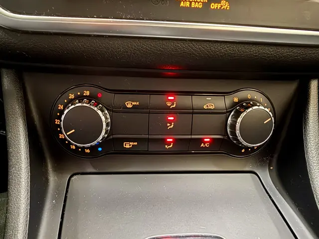 Mercedes-Benz GLA 200 Ambition, 157Pk, 2014, 2014 Benzine 22