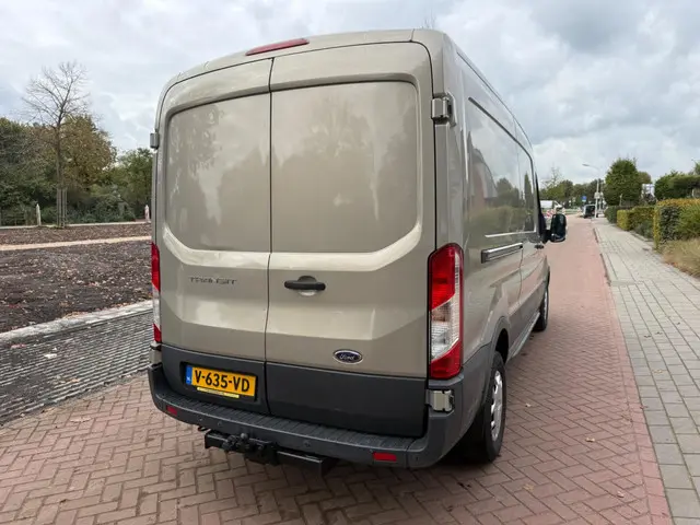 Ford Transit 330 2.0 TDCI L3H2 Trend 2019 Diesel 4