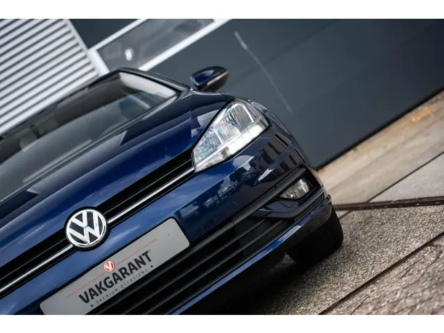 Volkswagen Golf 1.0 TSI Trendline 2017 Benzine 14