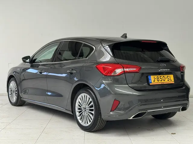 Ford Focus 1.0 EcoBoost Hybrid Vignale 2020 Benzine 6