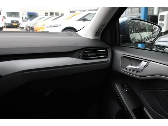 Ford Focus 1.0 EcoBoost Hybrid Active Style 2022 Benzine 21