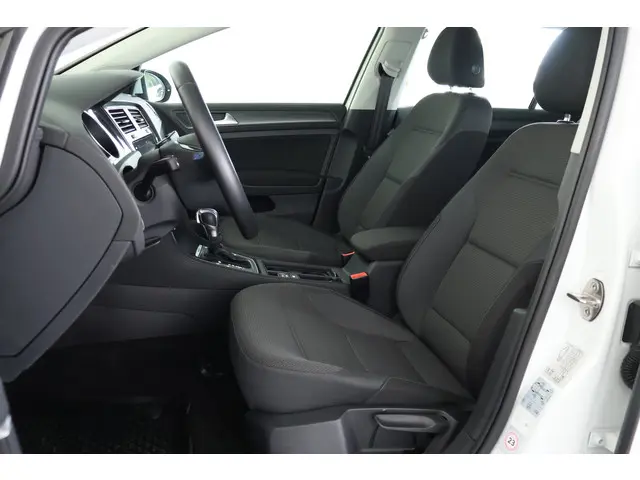 Volkswagen e-Golf e-Golf 2019 Elektrisch 6