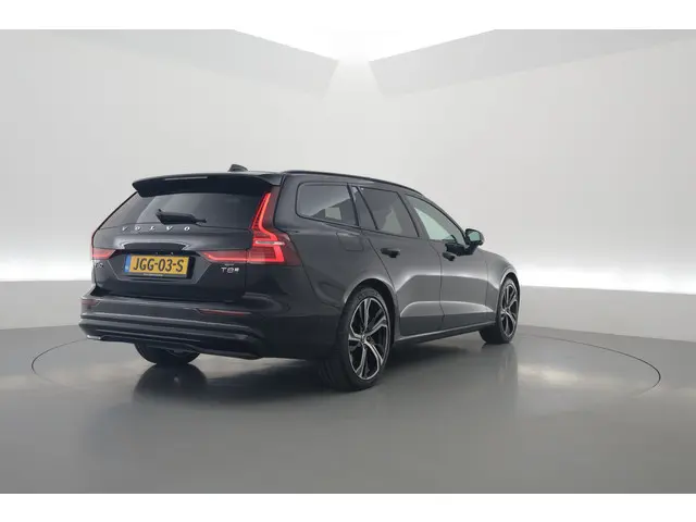 Volvo V60 T8 Recharge Ultra Dark 2025 Hybride Benzine 2