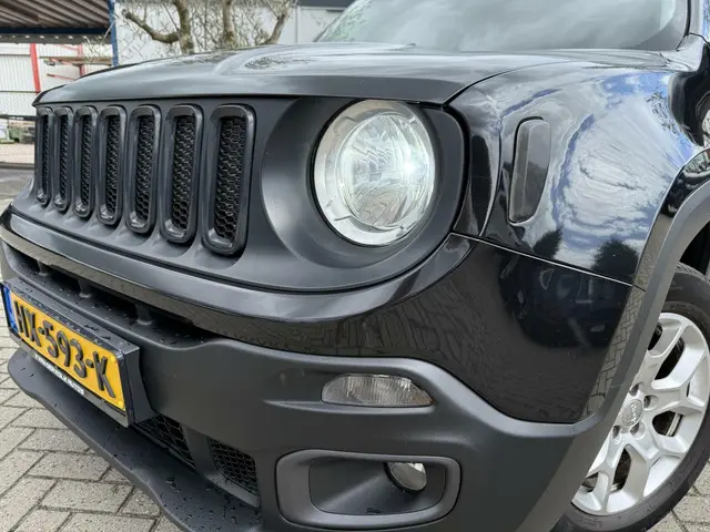 Jeep Renegade 1.4 MultiAir Limited 2015 Benzine 18