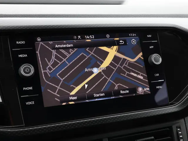 Volkswagen T-Cross 1.0 TSI 110pk DSG Style 2023 Benzine 26