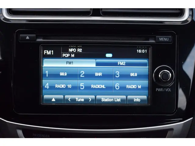 Mitsubishi ASX 1.6 Cleartec Intense 2016 Benzine 13