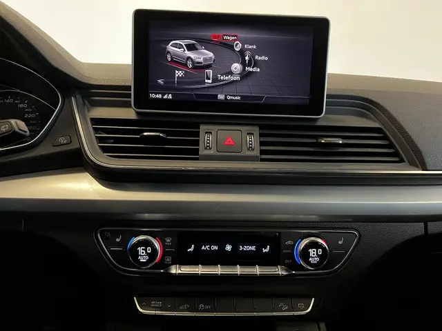 Audi Q5 50 TFSI e S edition 2020 Hybride Benzine 17