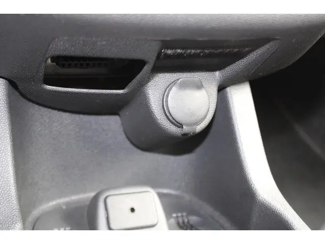 Opel Corsa 1.2-16V Berlin 2014 Benzine 21