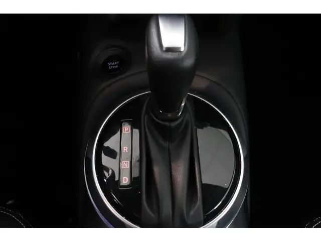 Nissan Juke 1.6 Hybrid Tekna 2023 Hybride Benzine 24