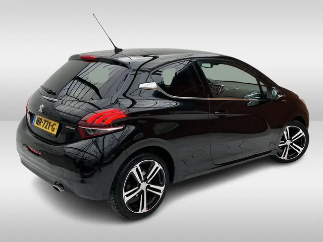 Peugeot 208 2