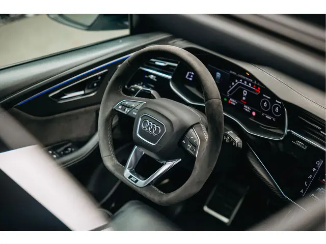 Audi RSQ8 4.0 TFSI RSQ8 quattro 2022 Hybride Benzine 35