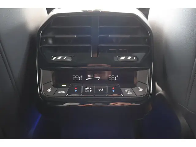 BMW iX M60 High Executive 112 kWh 2023 Elektrisch 9