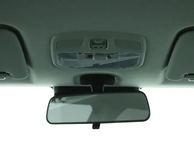 Suzuki Swift 1.2 Select Smart Hybrid 2025 Benzine 32