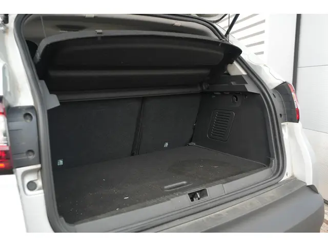 Renault Captur 1.3 TCe Intens 2019 Benzine 23