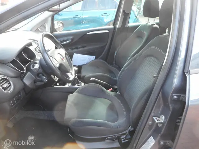 Fiat Punto TwinAir Turbo 100 Lounge 2016 Benzine 5