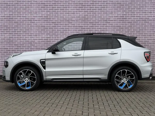 Lynk & Co 01 1.5 Plug-in Hybrid 2025 Hybride Benzine 5