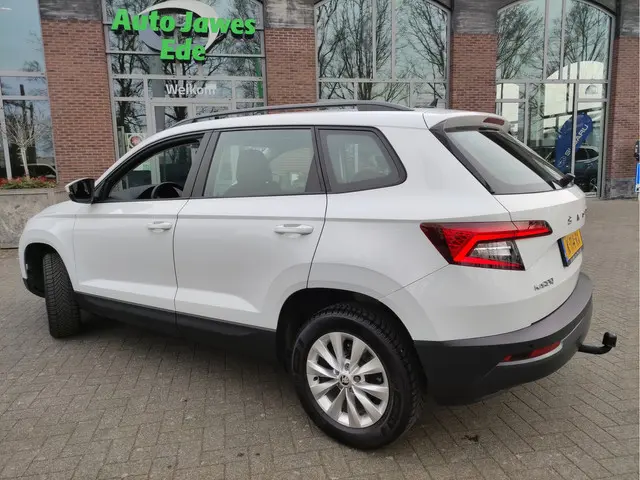 Škoda Karoq 1.0 TSI Business Edition 2021 Benzine 4