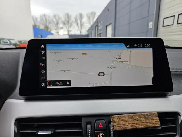 BMW X2 XDrive20i 2020 Benzine 24