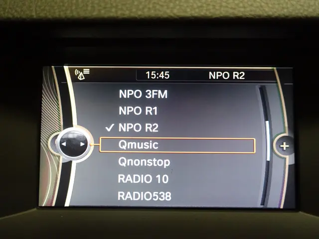 BMW 5 Serie F10 520i High Exe M Sport Aut- 2013 Benzine 15