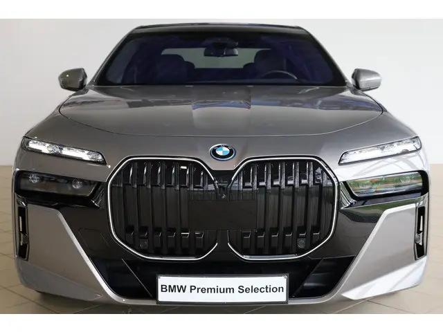 BMW i7 xDrive60 2024 Elektrisch 4