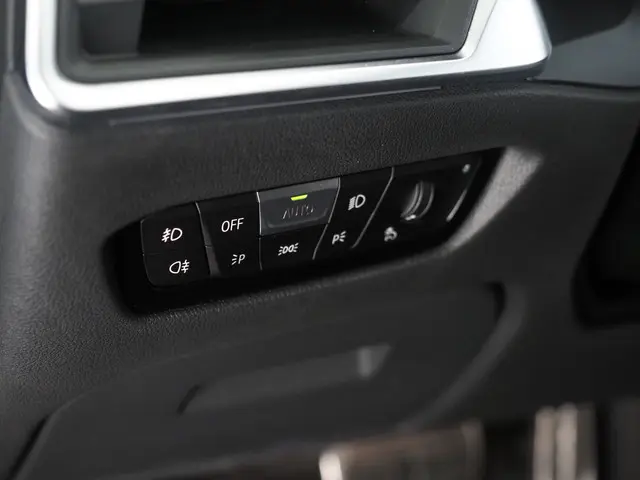 BMW 4 Serie Cabrio 420i High Executive 2021 Benzine 17