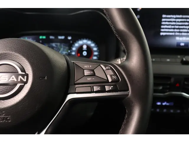 Nissan Juke 1.6 Hybrid N-Connecta 2025 Hybride Benzine 20