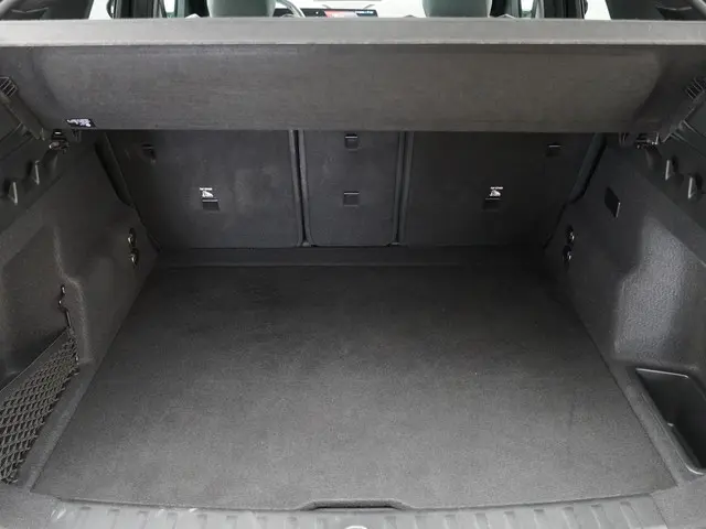 BMW iX1 eDrive20 67 kWh 2024 Elektrisch 24