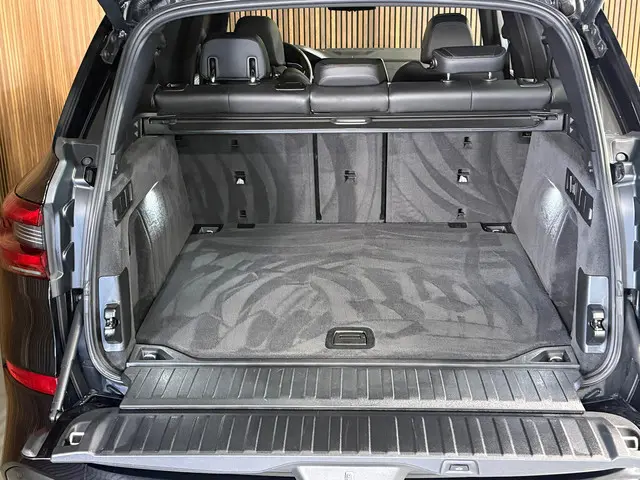 BMW X5 M50d High Executive - HUD - H&K - Pan 2019 Diesel 25