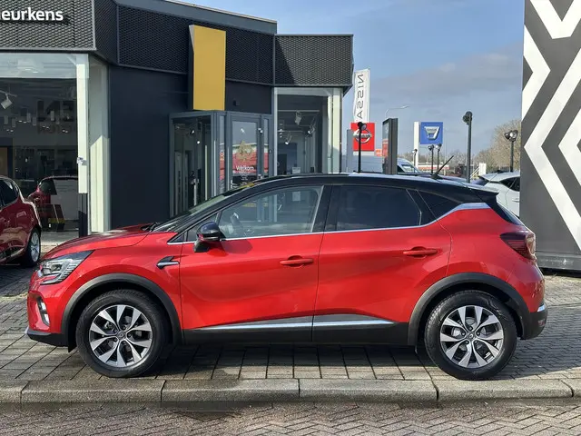 Renault Captur TCe 90 Intens 2021 Benzine 32