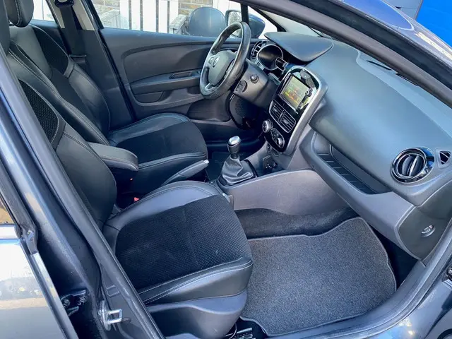 Renault Clio Estate 0.9 TCe Intens 2019 Benzine 12