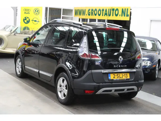 Renault Scénic Xmod 1.2 TCe Bose 2013 Benzine 3
