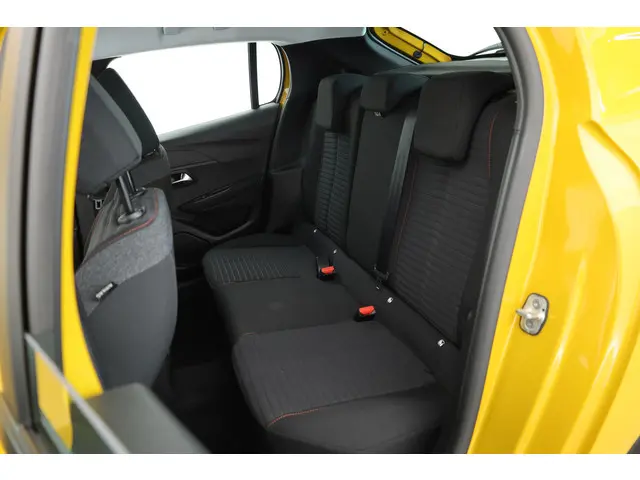 Peugeot 208 1.2 PureTech Allure Pack 2022 Benzine 22
