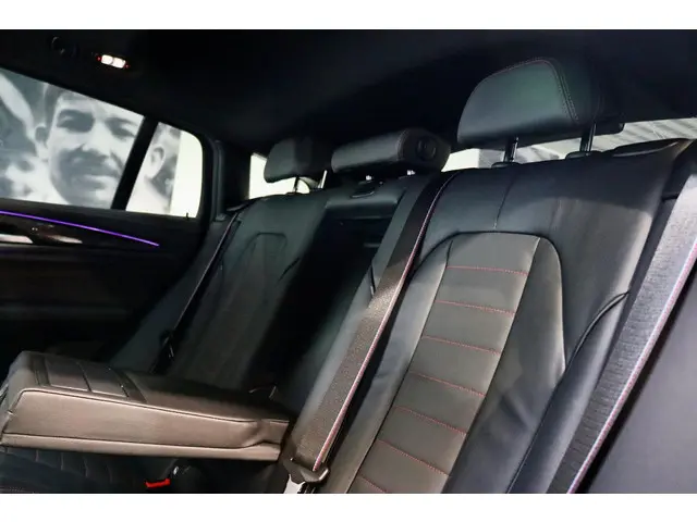 BMW X4 xDrive20i High Ex M Sport|FROZEN BL 2022 Benzine 17