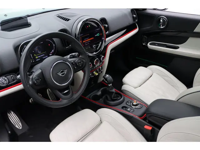 MINI Countryman Cooper S E ALL4 2021 Hybride Benzine 8