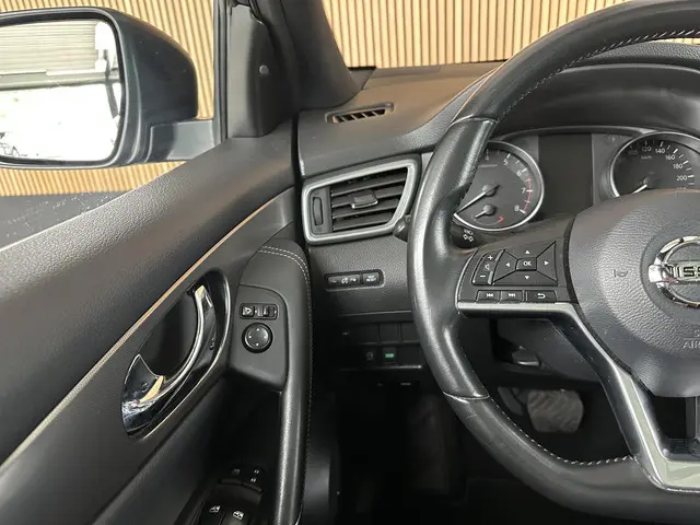 Nissan QASHQAI 1.2 Business Edition 2018 Benzine 24